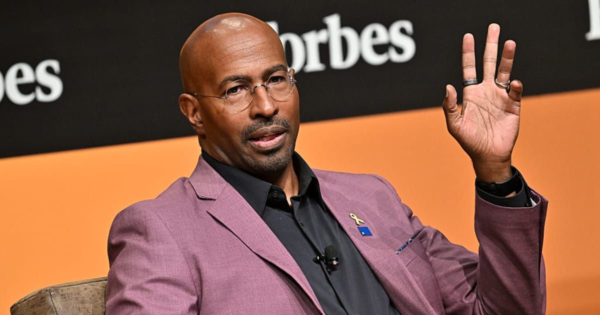 Van Jones said that President Donald Trump appeared less intimidating and more politically vulnerable after delivering a primetime address from the White House (Paras Griffin/Getty Images)