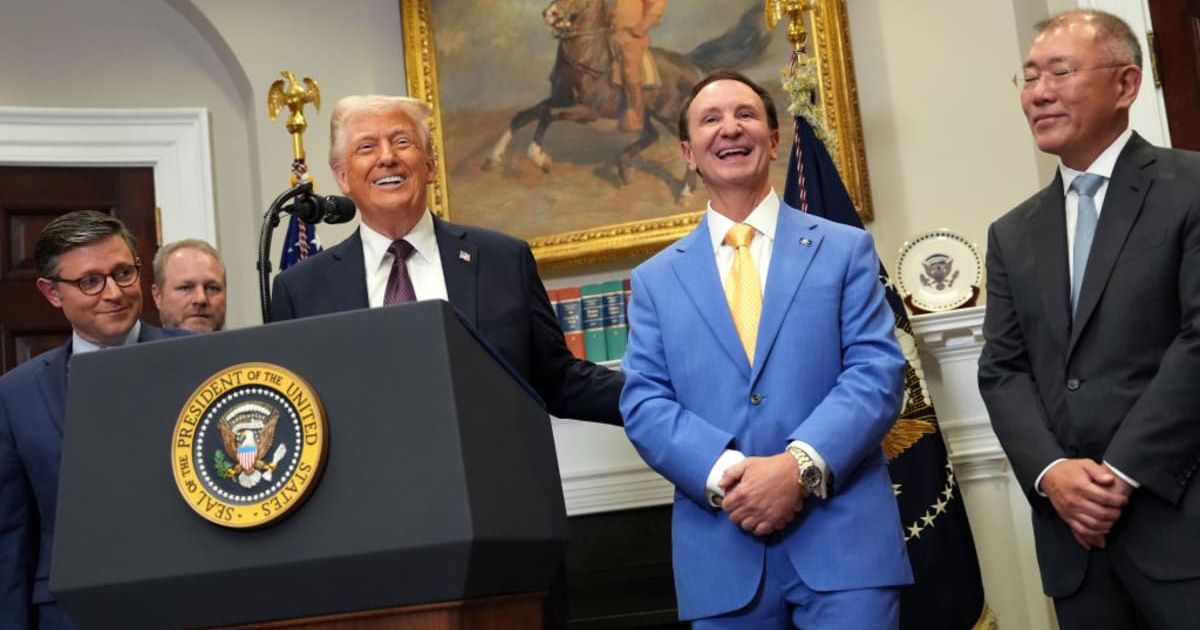 US President Donald Trump along with Louisiana Governor Jeff Landry who was appointed as special envoy to Greenland (Getty Images)