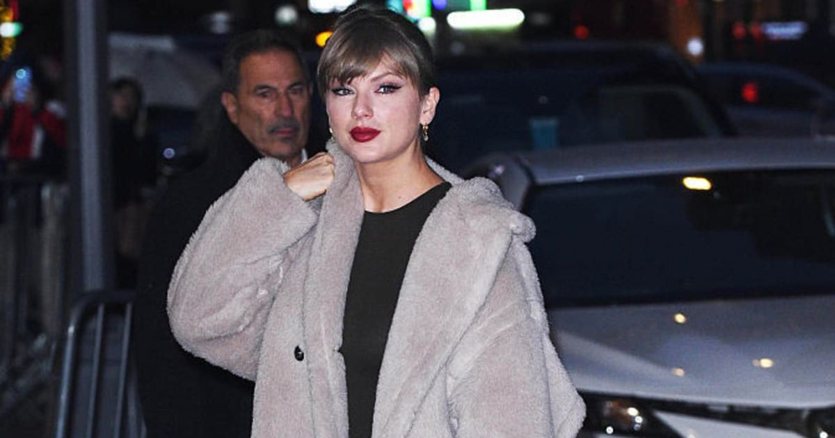 The American Heart Association, Feeding America, ACM Lifting Lives, and MusiCares thanked Taylor Swift for her holiday contributions (Patricia Schlein/Star Max/GC Images)