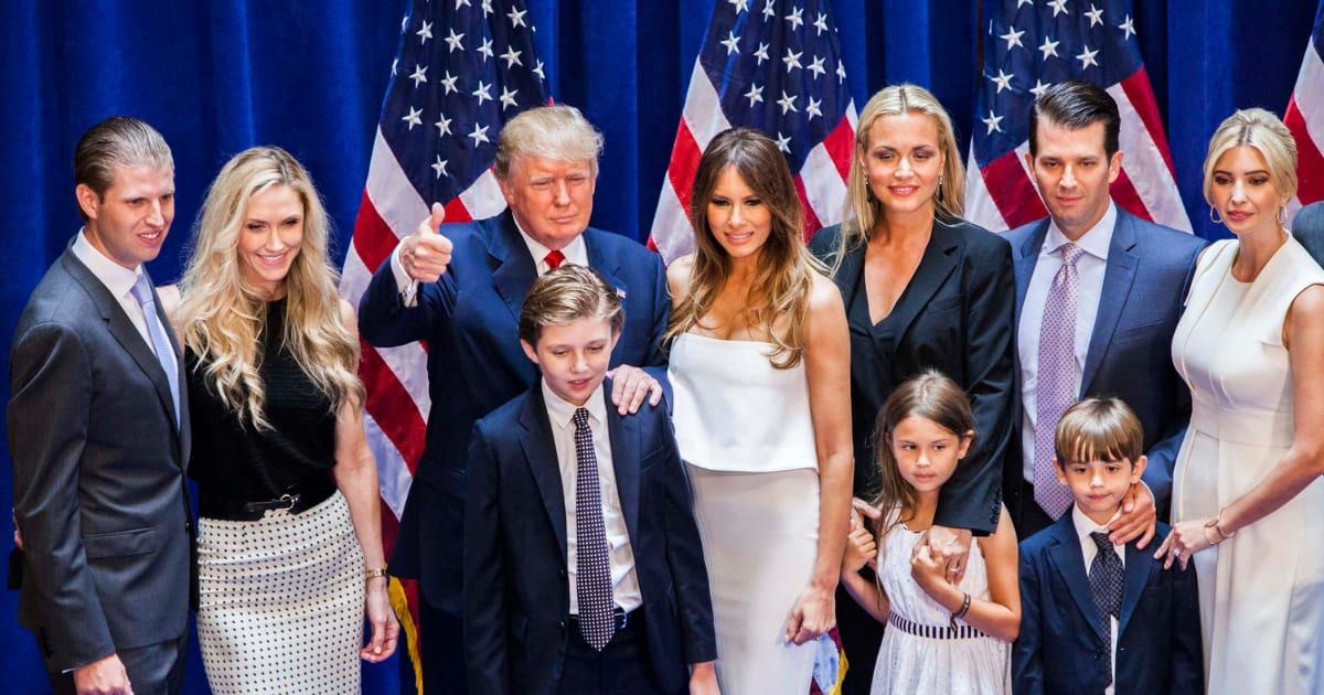 (L-R) Eric Trump, Lara Yunaska Trump, Donald Trump, Barron Trump, Melania Trump, Vanessa Haydon Trump, Kai Madison Trump, Donald Trump Jr, Donald John Trump III, and Ivanka Trump (Christopher Gregory/Getty Images)