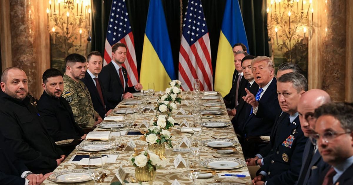 Donald Trump joked with reporters about hamburgers during a Mar-a-Lago lunch with Ukrainian President Volodymyr Zelenskyy, drawing laughs from Jared Kushner and Pete Hegseth (Joe Raedle/Getty Images)
