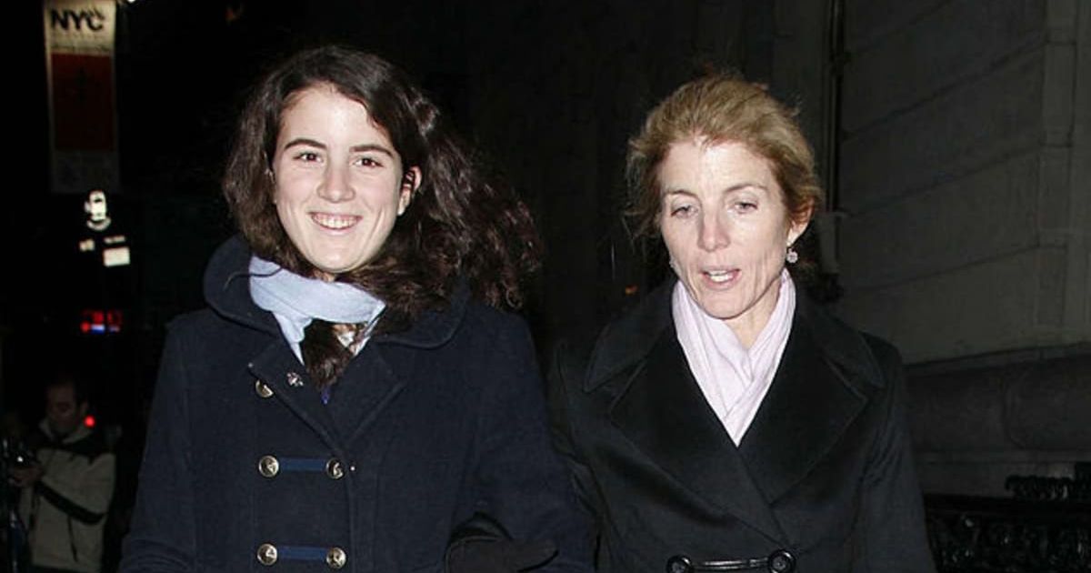 Tatiana Schlossberg and Caroline Kennedy Schlossberg (Marcel Thomas/FilmMagic)