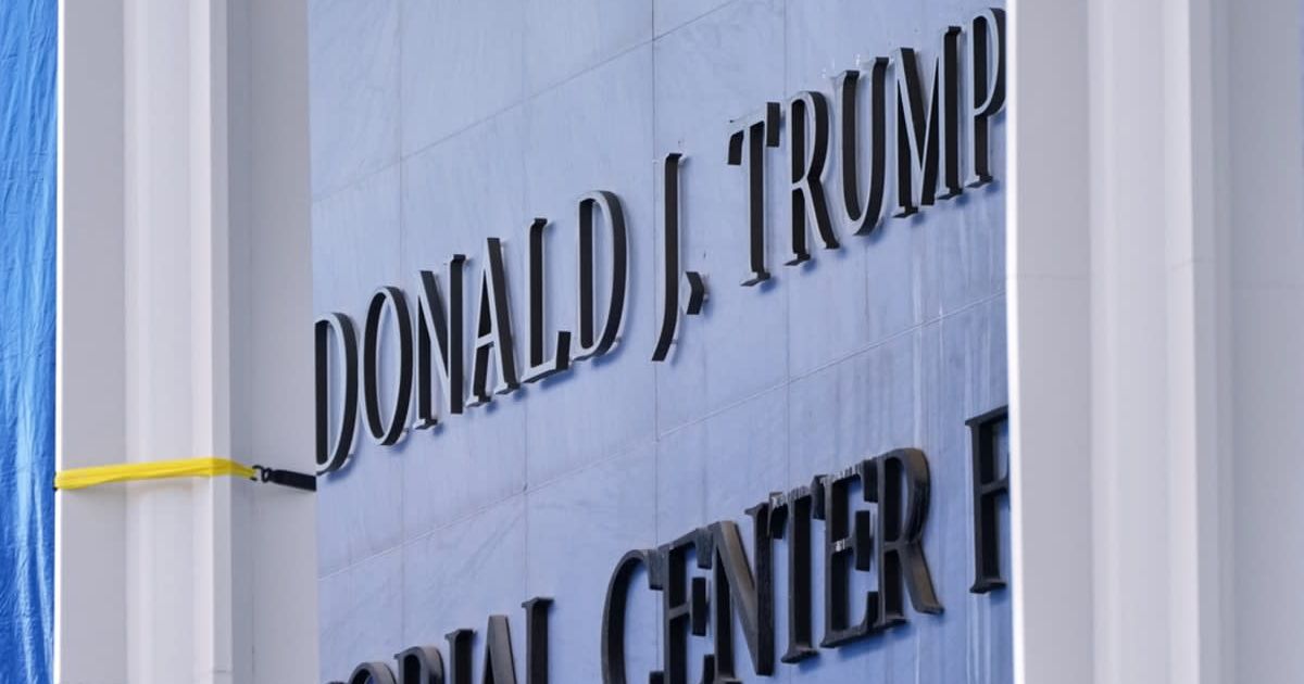 The Kennedy Center revised its bylaws months before a Trump-appointed board voted to add the president’s name (AP Photo/Jacquelyn Martin)