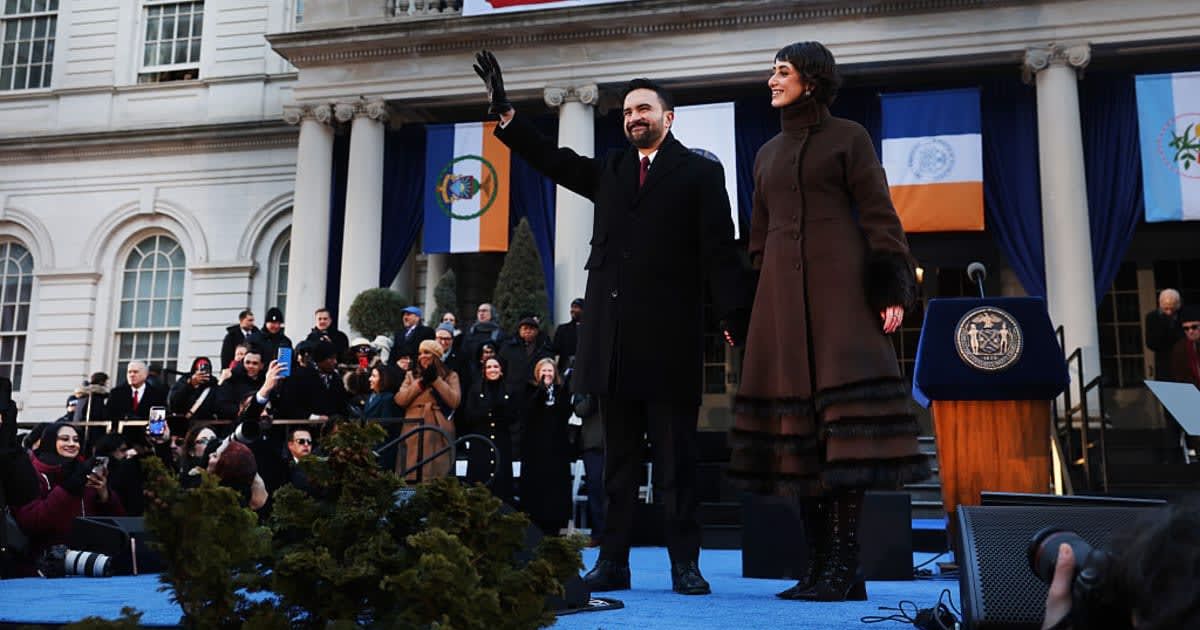 Rama Duwaji attended Zohran Mamdani’s ceremonial inauguration at City Hall in chocolate-brown coat and boots (Spencer Platt/Getty Images)
