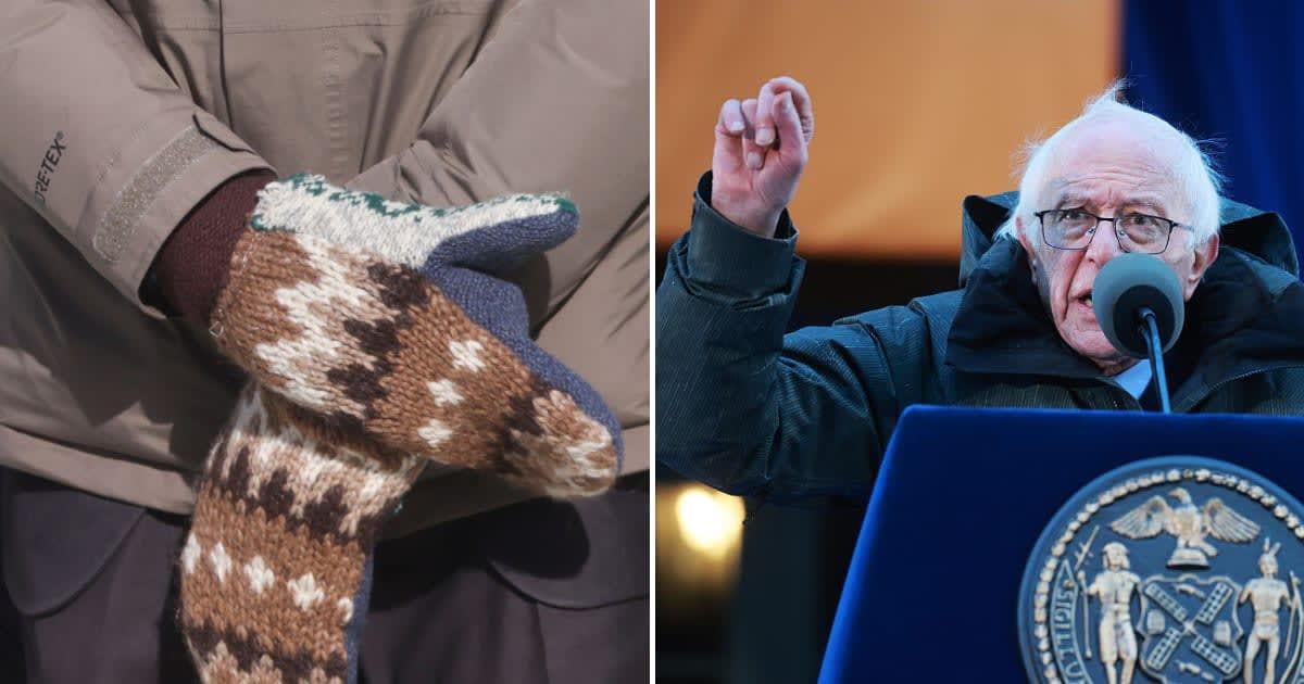 Bernie Sanders swears in NYC's new democratic socialist mayor without his famous viral mittens (Getty Images)