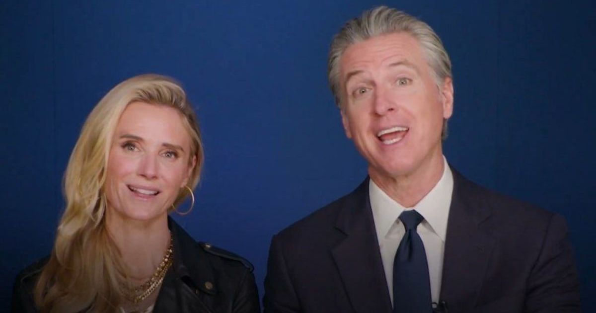 Governor Gavin Newsom and First Partner Jennifer Siebel Newsom shared warm New Year greetings (@CAGovernor/X)