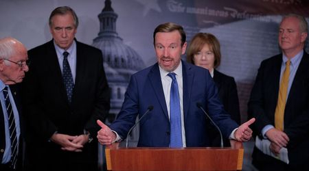 Chris Murphy blasts Trump's Venezuela strike, warns against invading sovereign nations