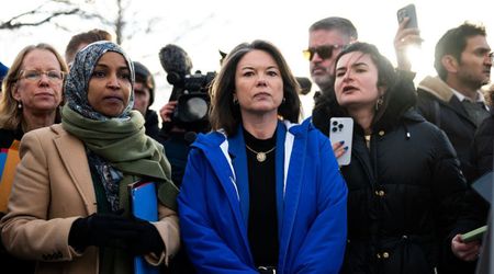 Ilhan Omar joins Minneapolis protesters after ICE agents remove her from detention center