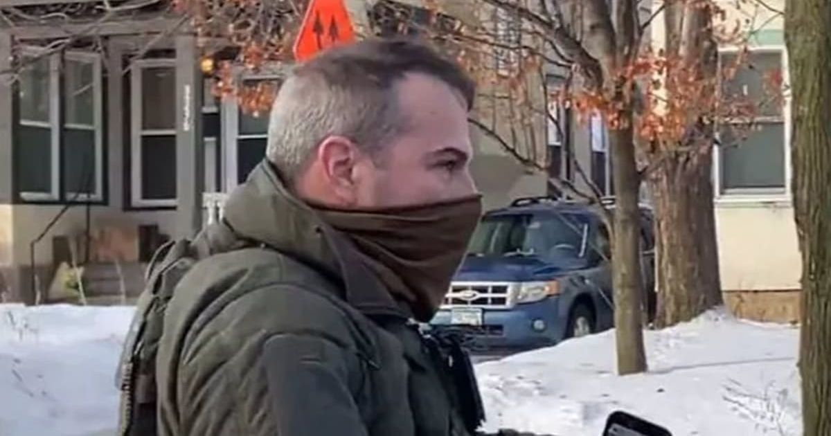 Jonathan Ross, an Immigration and Customs Enforcement officer, thanked fundraising supporters (GoFundMe)