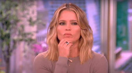 Sara Haines says woman killed by ICE 'contributed to the heat' by blocking road with her car