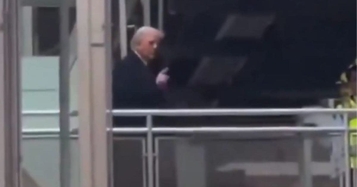 Donald Trump fired back at a factory worker who made remarks at him during his visit to the Ford production center in Dearborn, Michigan (@rawsalerts/X)