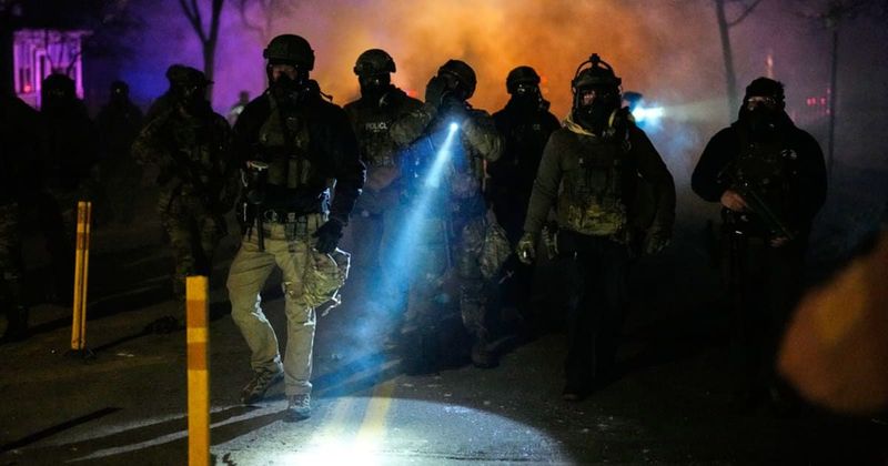 ICE agents fire on suspect in Minnesota after alleged shovel attack during arrest operation: Report