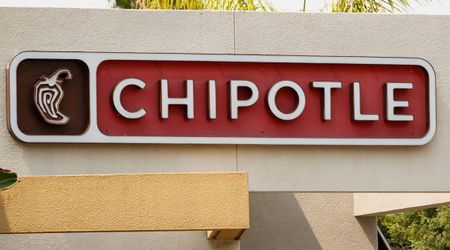 Fact Check: Did Chipotle owner donate to ICE agent who fatally shot Renee Nicole Good?