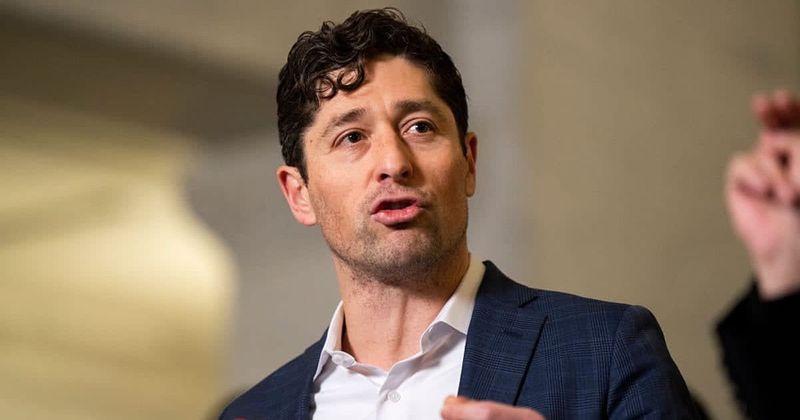 Jacob Frey tells protesters to be peaceful or 'go home' after second ICE shooting in Minneapolis