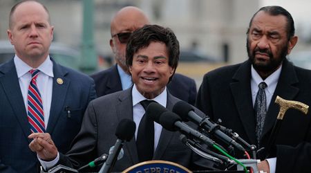 Shri Thanedar slammed over ‘disrespectful’ gesture as Trump honored families of murder victims