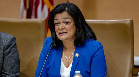 Rep Pramila Jayapal blames ICE tactics for violence when pressed on Minnesota church protests