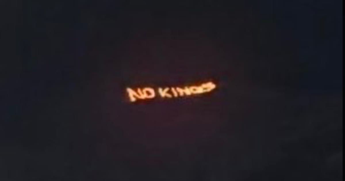 The ‘No Kings’ slogan, used by critics of President Donald Trump, stresses that no one is above the law, reflecting America’s rejection of monarchy and absolute rule (@PeterAlexander/X)