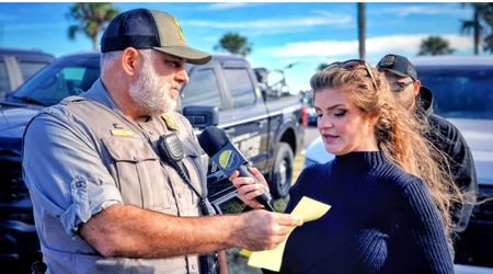 Conservative reporter Kaitlin Bennett fined at anti-ICE Florida protest while interviewing Democrats