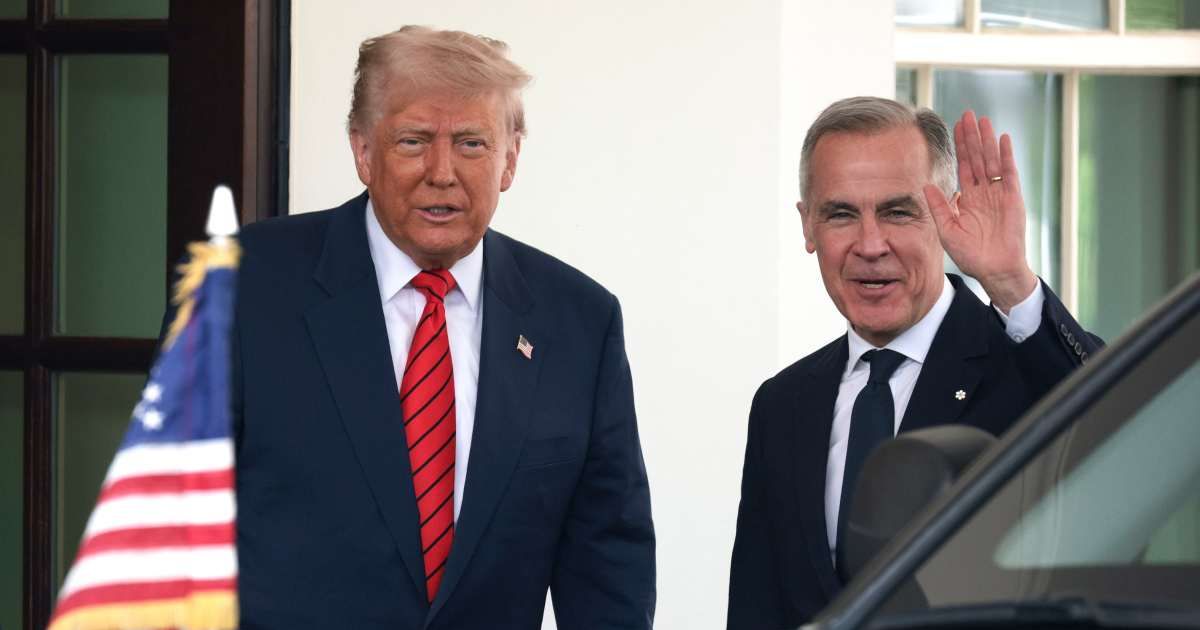 Canadian Prime Minister Mark Carney's Davos speech drew a standing ovation as he urged middle powers to unite or risk marginalization in a fractured global order (Alex Wong/Getty Images)