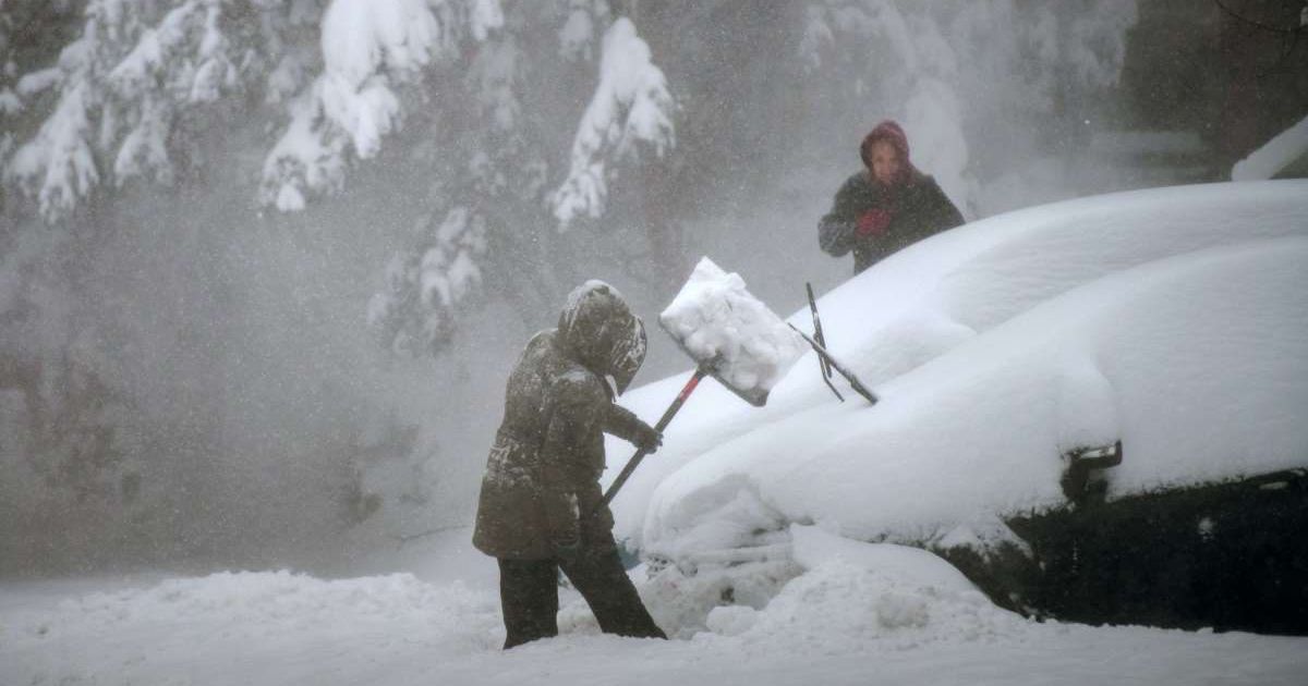 The winter storm left nearly one million without power across the United States, forcing the Department of Energy and PJM Interconnection to allow emergency measures (Andrew Theodorakis/Getty Image)