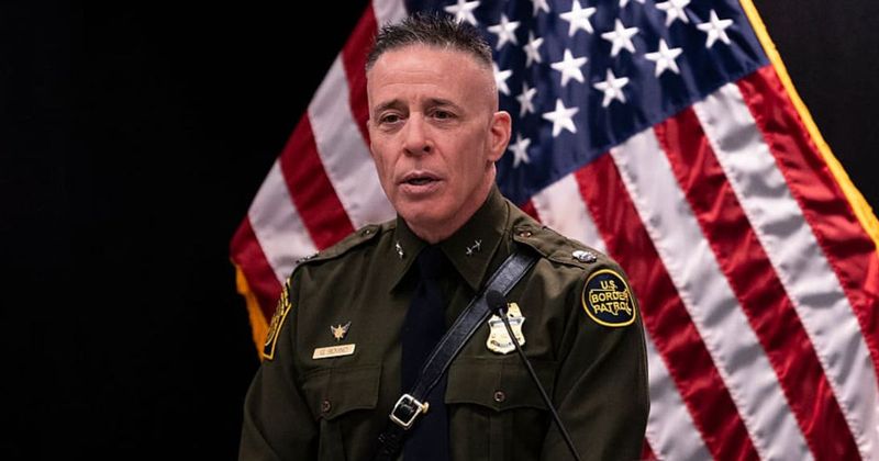  Greg Bovino says agents tied to Alex Pretti shooting reassigned out of state for 'their safety'