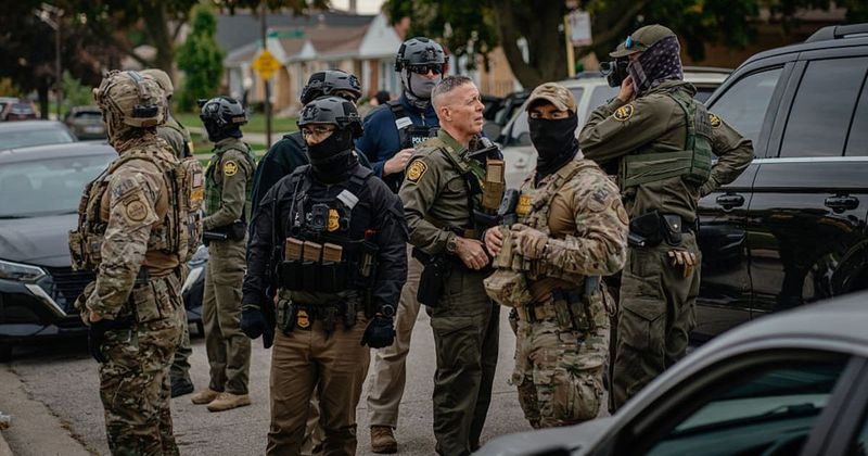 ICE agents’ morale sinking amid grueling hours, arrest targets and public hatred: Reports