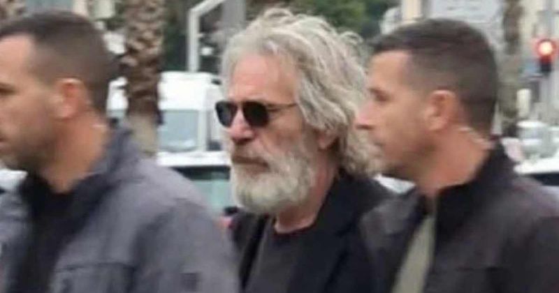 Fact Check: Does the viral photo suggest that Jeffrey Epstein is alive?