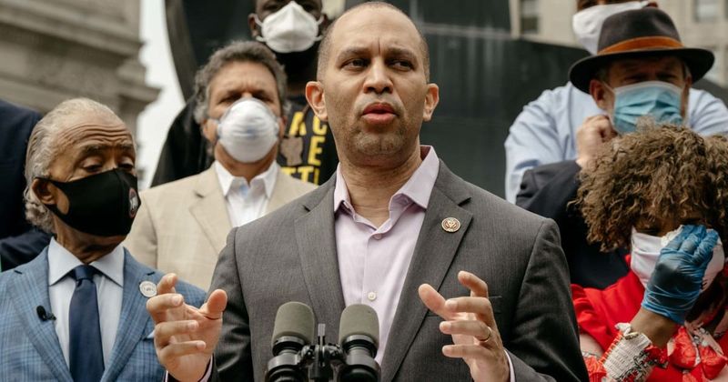 Jeffries calls 'baseless' attempt to indict Dems a political stunt