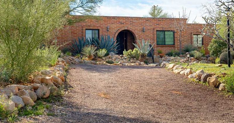 FBI recovers glove near Nancy Guthrie’s home as urgent search for missing mother expands