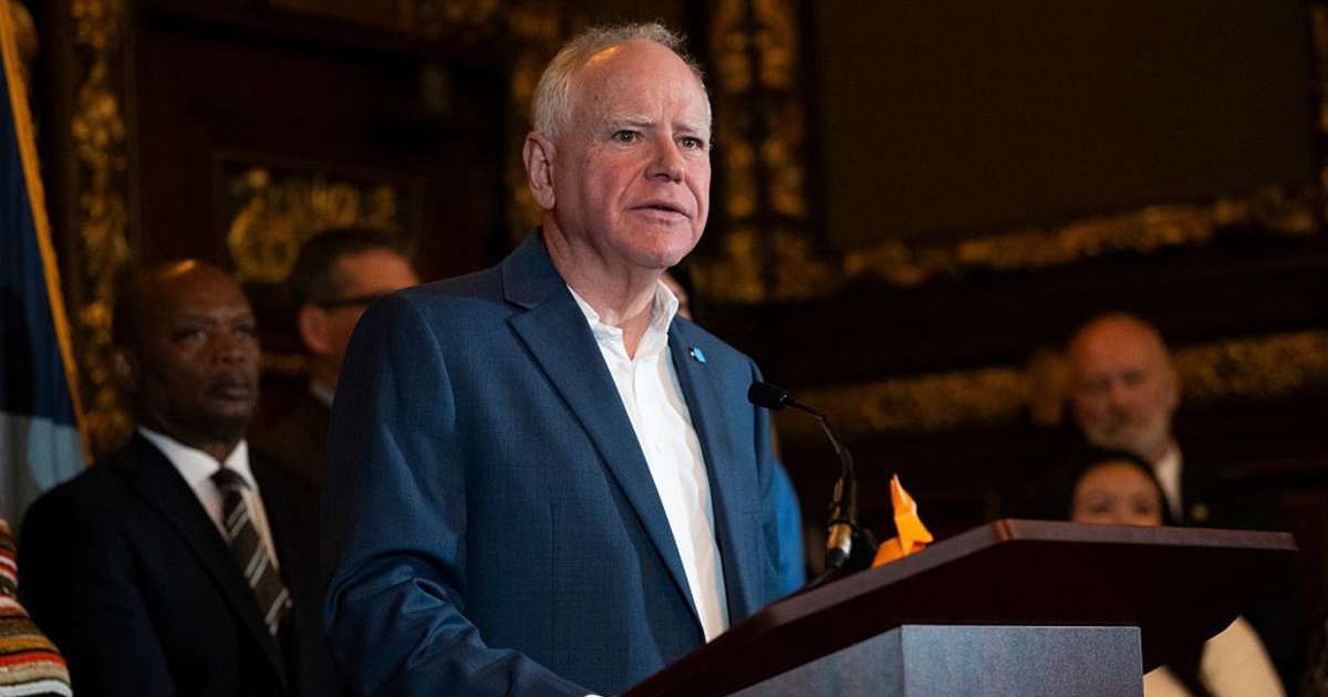 Tim Walz called on the federal government to compensate Minnesota for damages caused (Getty Images)