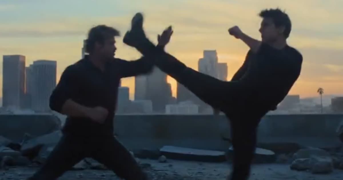 A clip went viral showing Brad Pitt and Tom Cruise having an intense fight (@RuairiRobinson/X)