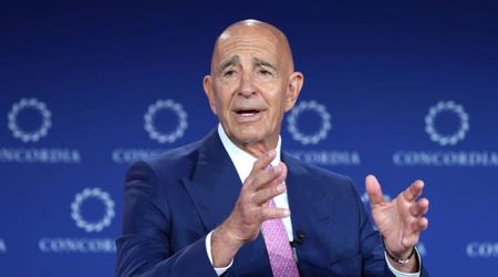 DOJ records document prolonged contact between Tom Barrack and Jeffrey Epstein