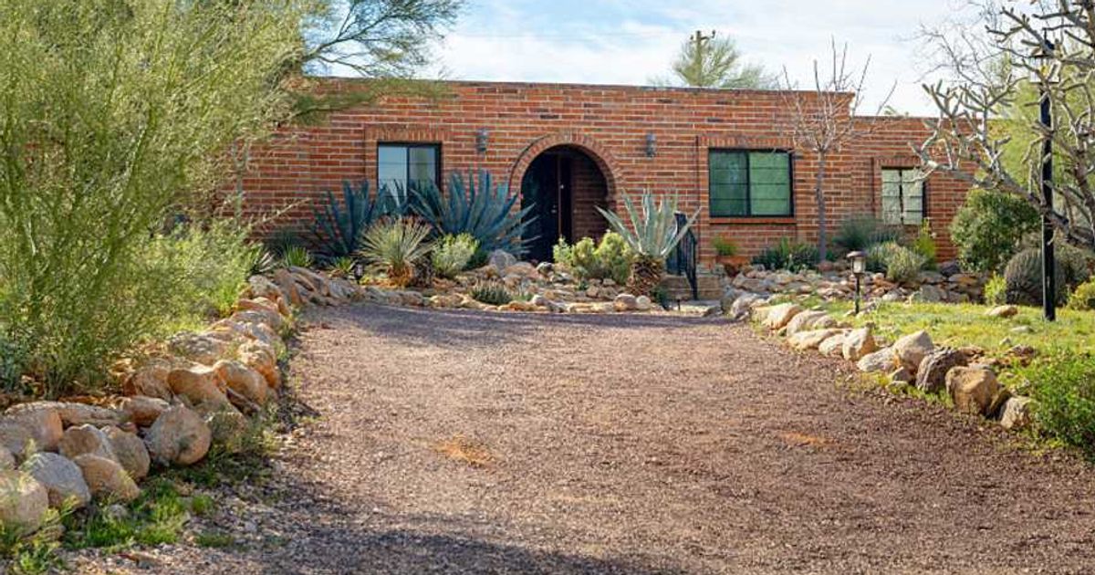 Additional gloves were found near Nancy Guthrie’s Tucson home, raising new questions as the FBI investigates possible links to her disappearance (Getty Images)