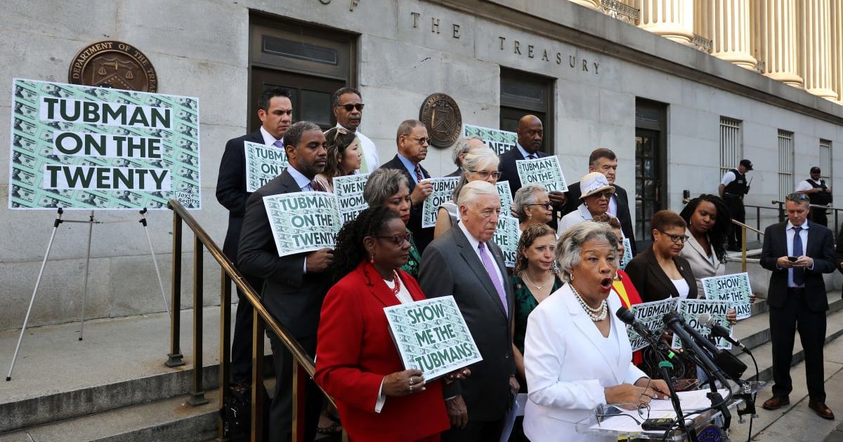 Democratic favorability trails 2024 highs even after recent special election victories (Getty Images)