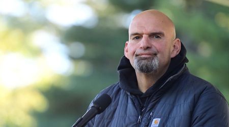 Fetterman calls out 'yelling and screaming' Dems at Trump's SOTU speech: 'Respect the office'