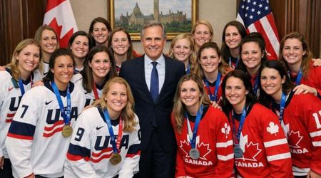 Fact Check: Did US women’s hockey team decline Trump invite and pose with Canada PM Carney?