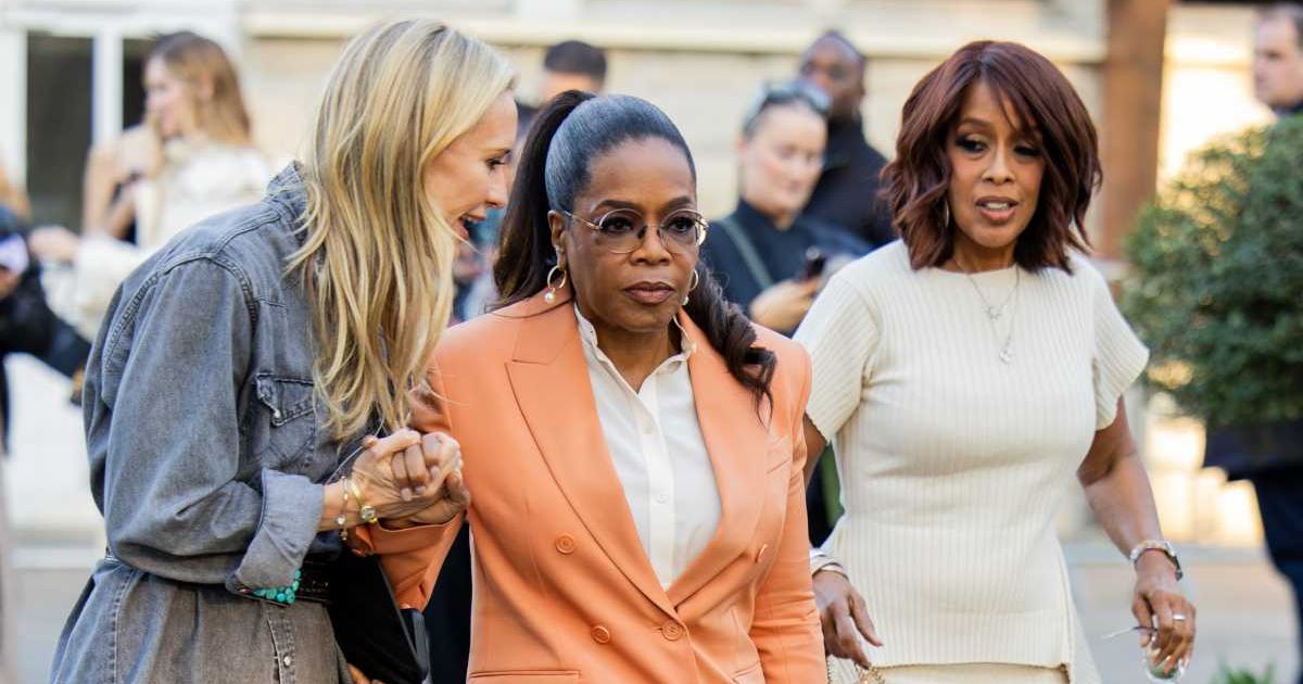Oprah Winfrey is seen outside Stella McCartney during Day Three of Paris Fashion Week - Womenswear Fall/Winter 2026/2027 on March 04, 2026 in Paris, France (Christian Vierig/Getty Images)