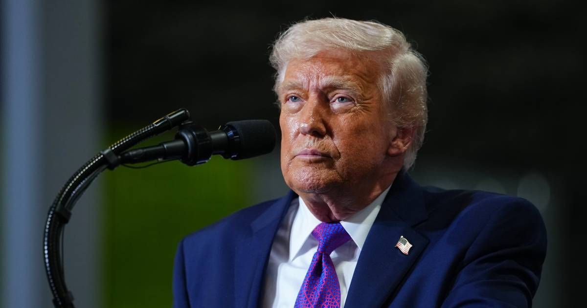 President Donald Trump speaks at Verst Logistics on March 11, 2026, in Hebron (AP Photo/Julia Demaree Nikhinson)