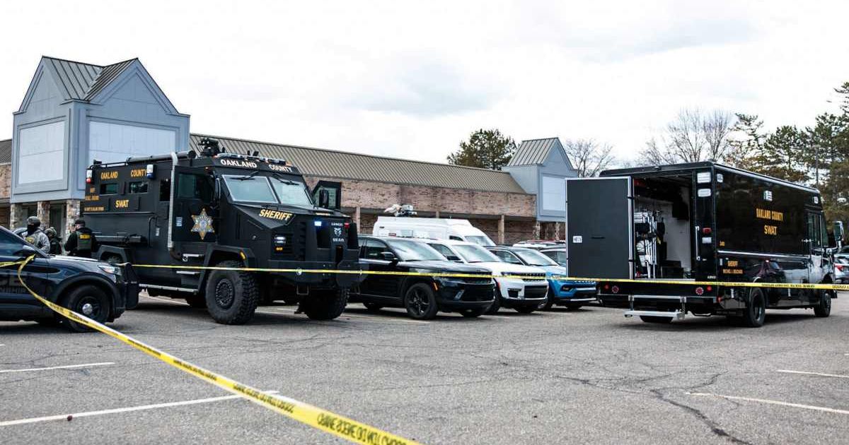 Cops say the suspected attacker who rammed his vehicle into Temple Israel is dead (Jacob Hamilton/Ann Arbor News via AP)