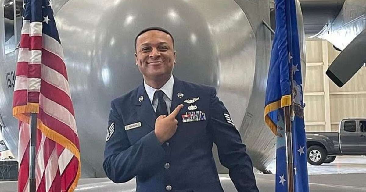 Family members remembered Simmons as a devoted son and friend known for his warm personality (Tracy Peaks/Facebook)