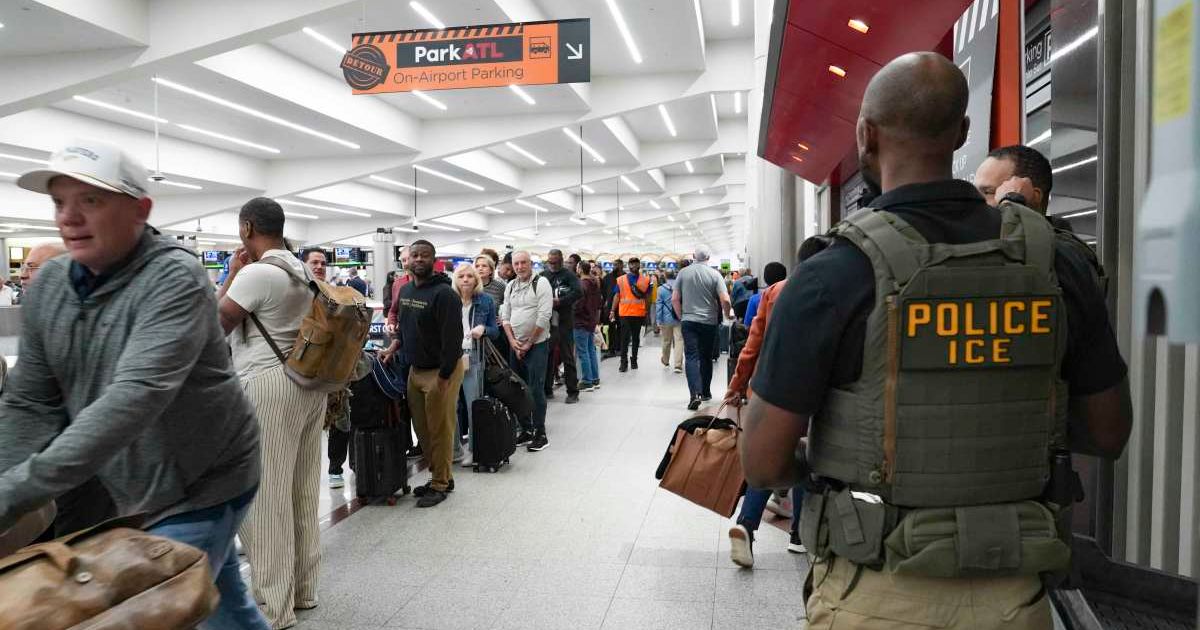 ICE agents deployed at US airports draw backlash from travelers (Getty Images)