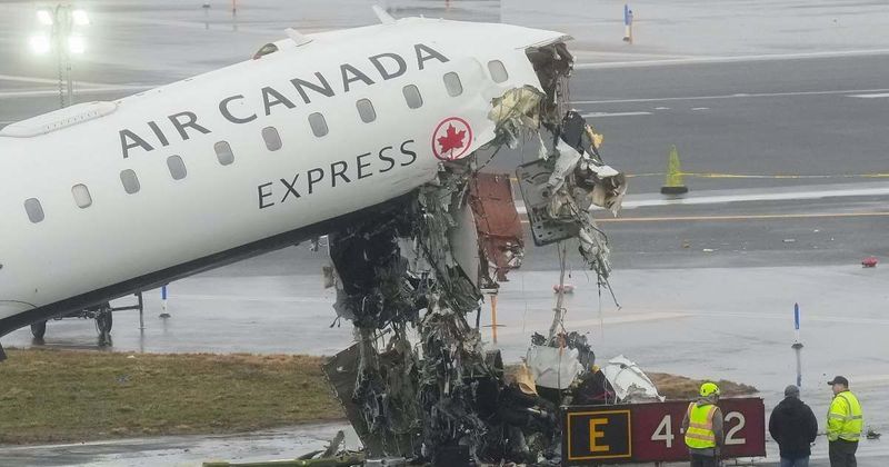 LaGuardia runway warning system failed moments before Air Canada crash: NTSB
