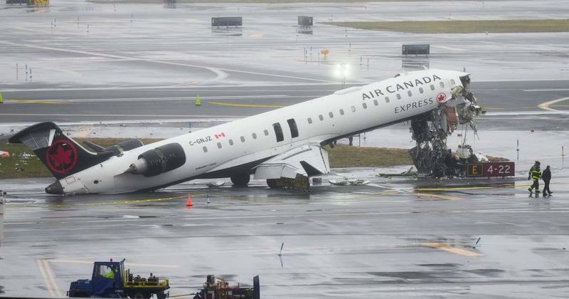 NTSB releases chilling audio from final 3 minutes of Air Canada jet before LaGuardia airport crash
