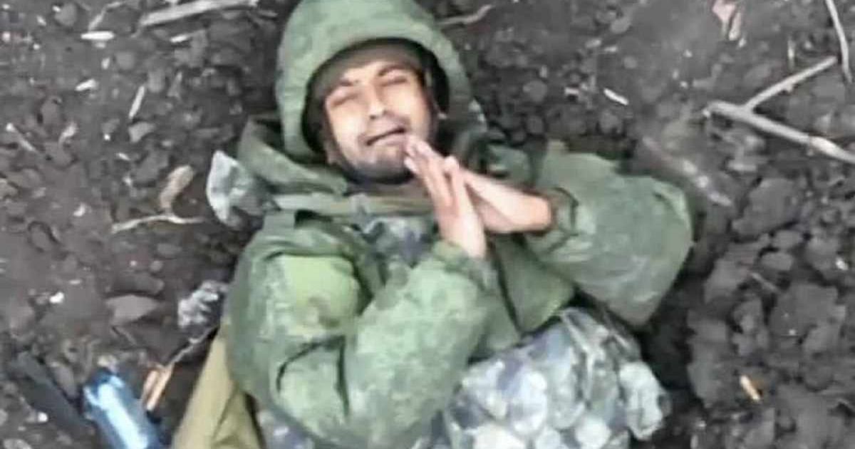 A viral photo claims to show an American soldier begging for mercy from an Iranian drone (@FightStorage/X)