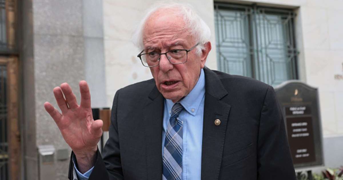 Bernie Sanders sparks outrage for taking a first-class flight amid the ongoing partial government shutdown (Getty Images)