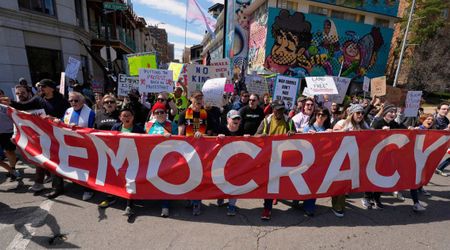 ‘No Kings’ protester shakes MAGA supporter’s hand in ‘cool moment,’ MS Now reporter says