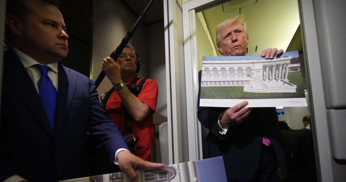 Donald Trump said the White House ballroom will feature bulletproof glass and drone-proof designs to withstand modern threats and ensure maximum security (AP Photo/Mark Schiefelbein)