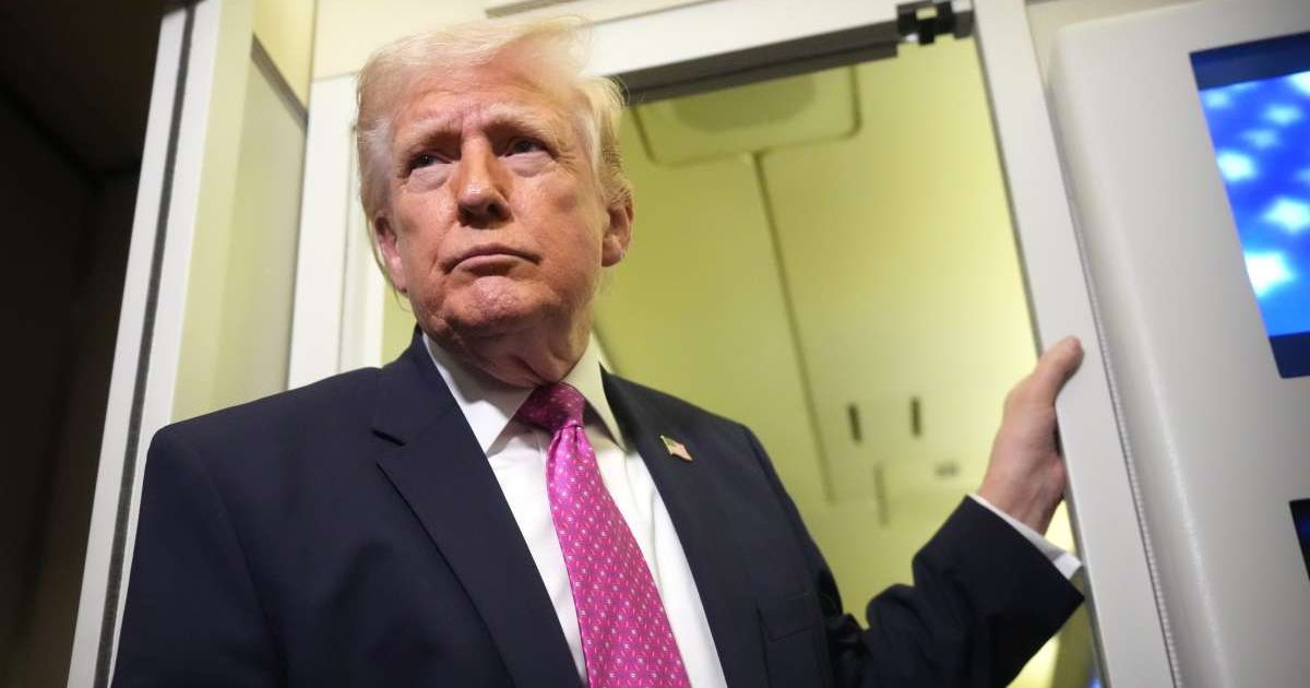 The president warned that stalled negotiations and access to the Strait of Hormuz could trigger strikes on oil wells and power plants (AP Photo/Mark Schiefelbein)