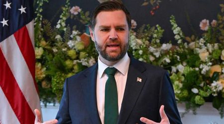 Trump calls JD Vance ‘perfect-looking specimen’ after weight loss at Easter lunch speech