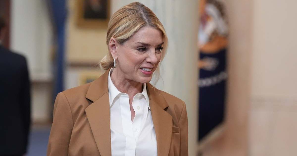 Pam Bondi's exits received a positive reaction from both sides of the political aisle (Getty Images)